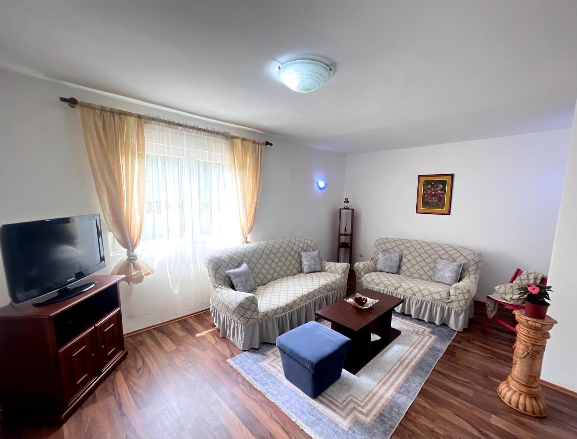 As Apartment House Nikšić Εξωτερικό φωτογραφία